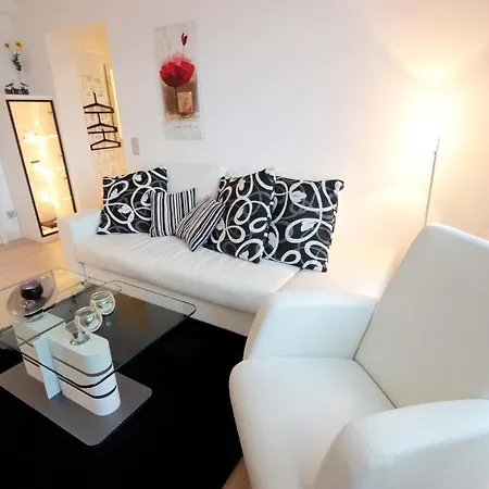 Apartment Allegra By Rujana Binz